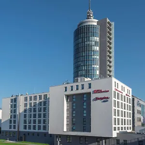 Hampton By Hilton West Hotell München