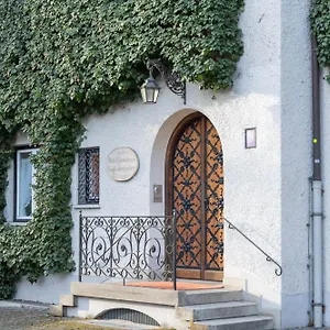 Gaestehaus Englischer Garten München