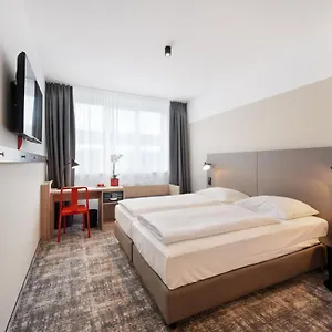 Wyndham Garden Messe Hotell München